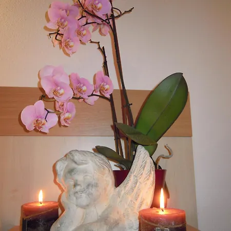 Neustockach Apartment *